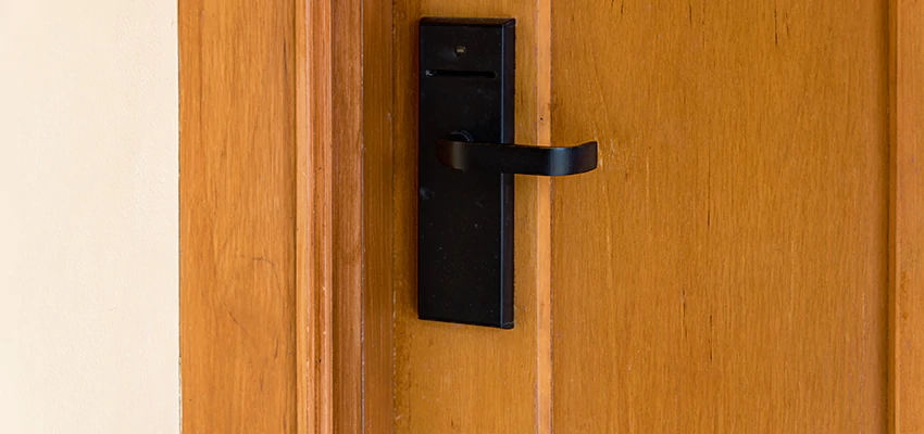 Quick Response Locksmith For Lock Repair in Willowbrook, California